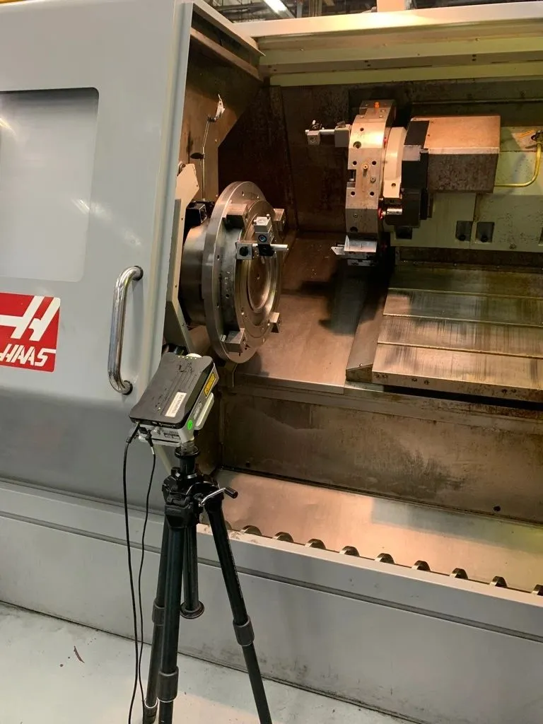Measurement set-up on a lathe