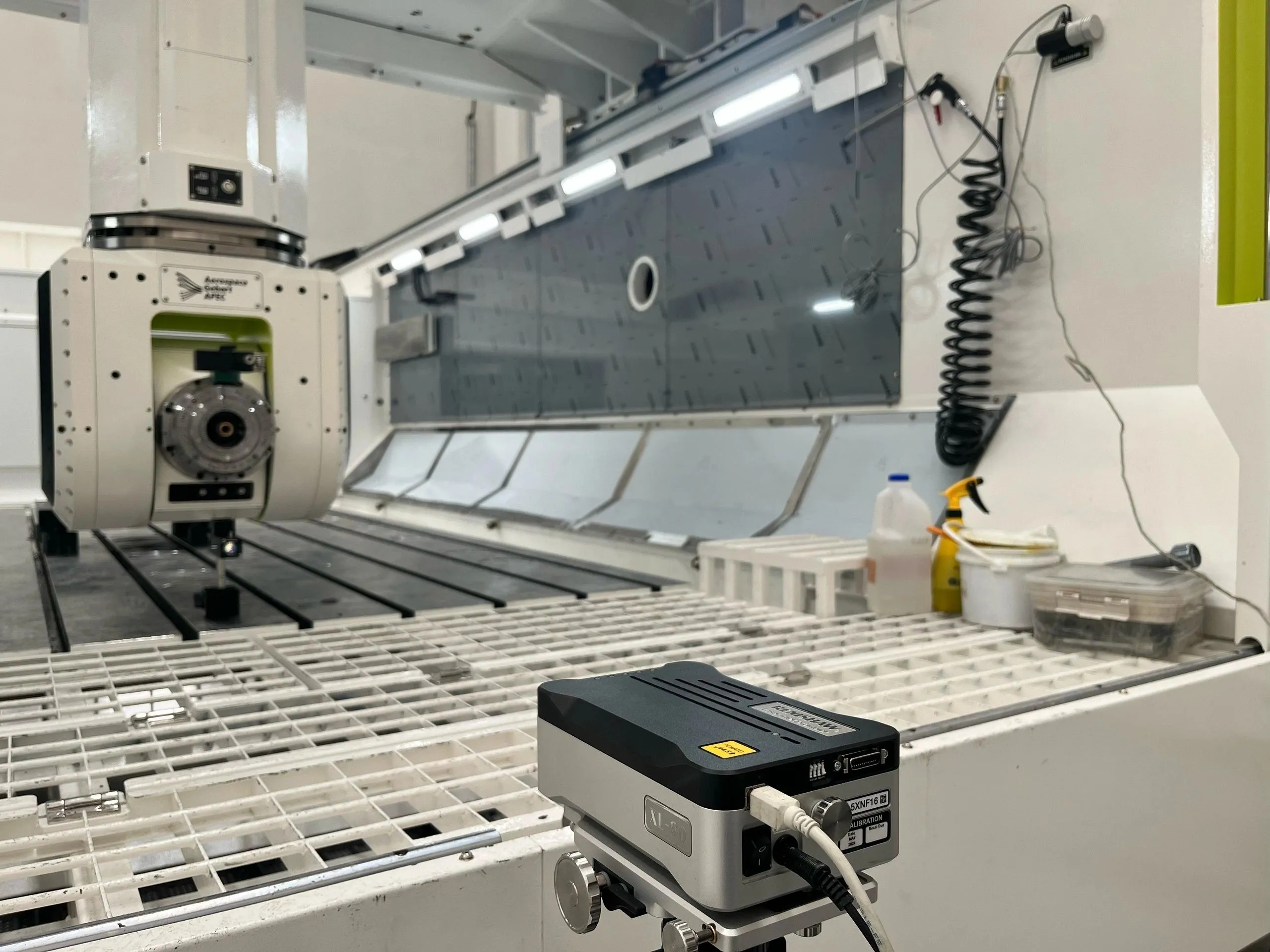 Laser measurement on a gantry machine